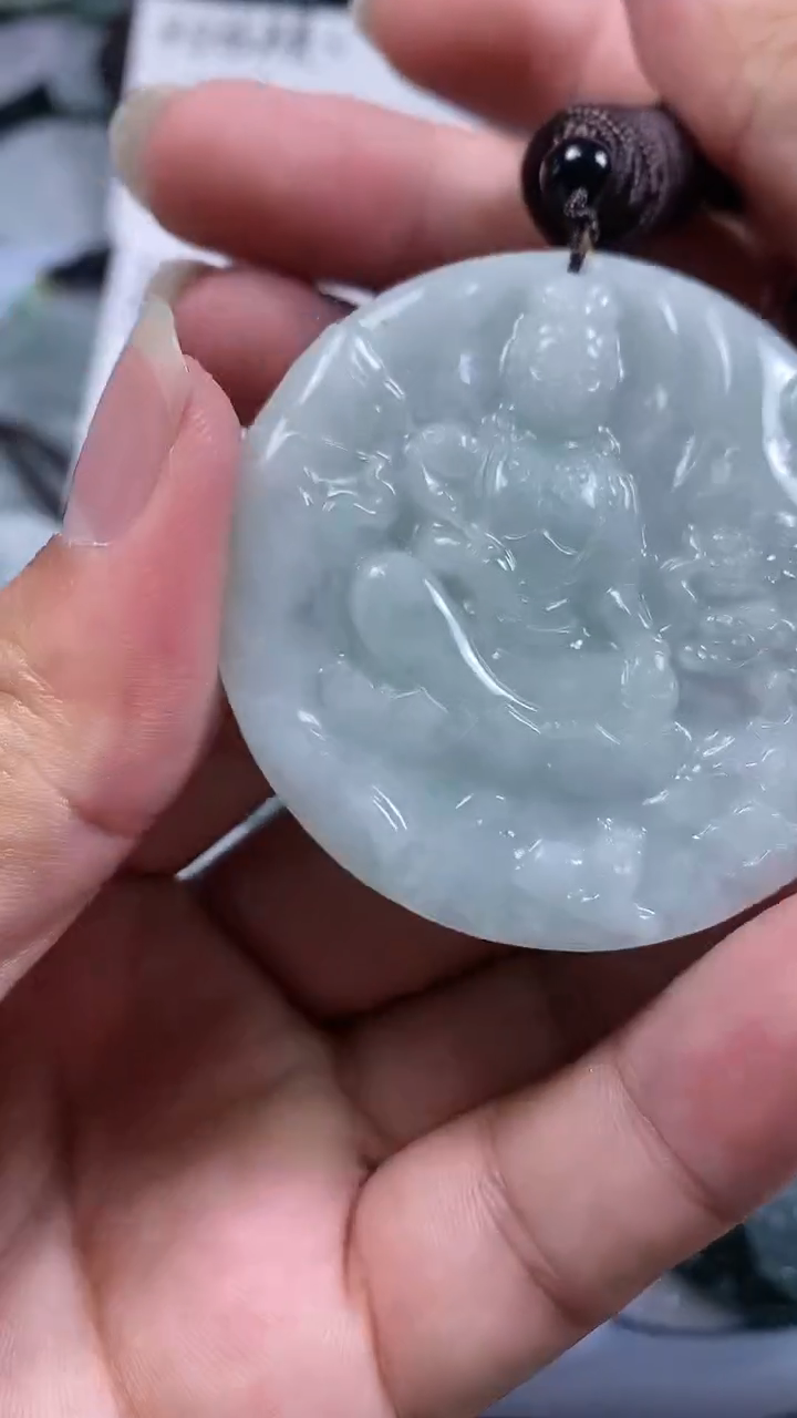 【闪购商品】翡翠颈饰未镶嵌.
