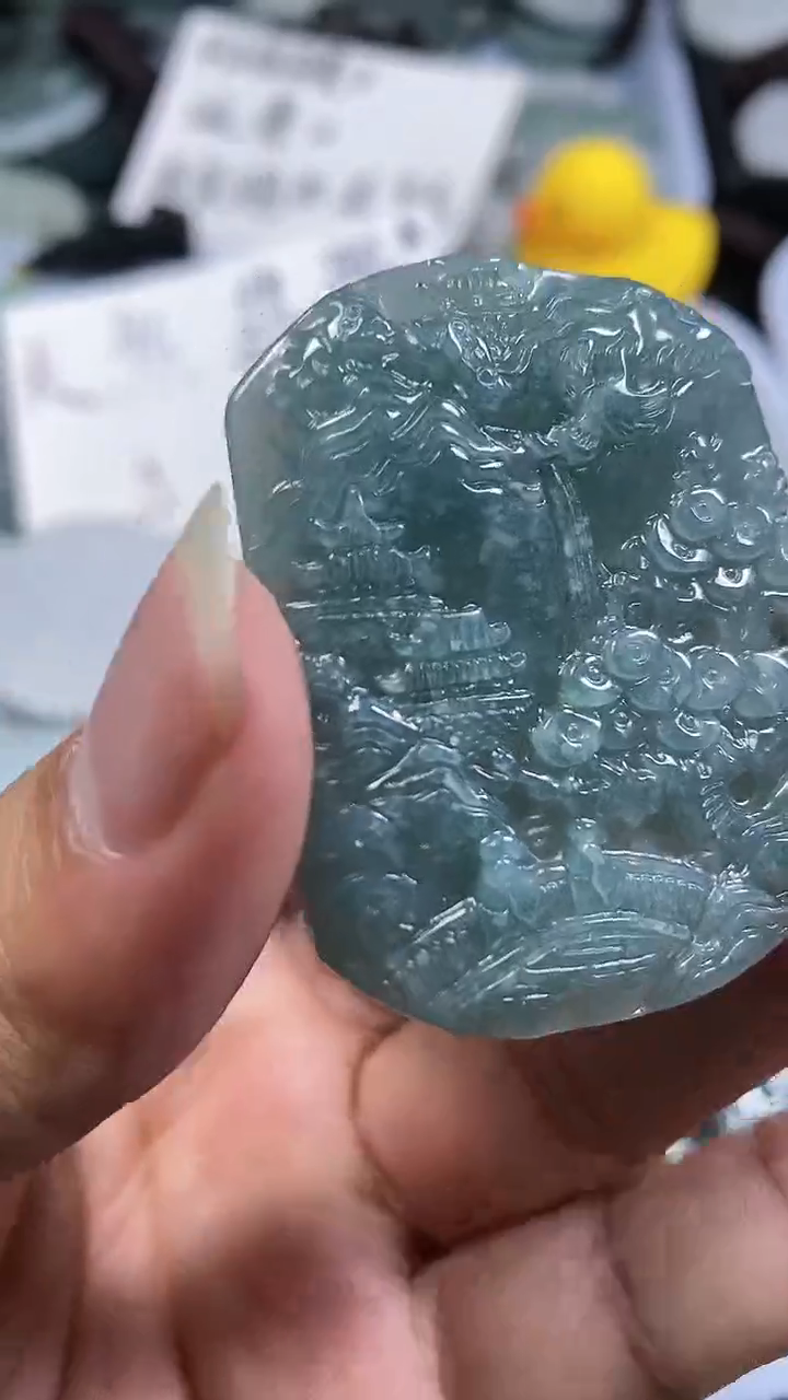 【闪购商品】翡翠颈饰未镶嵌.