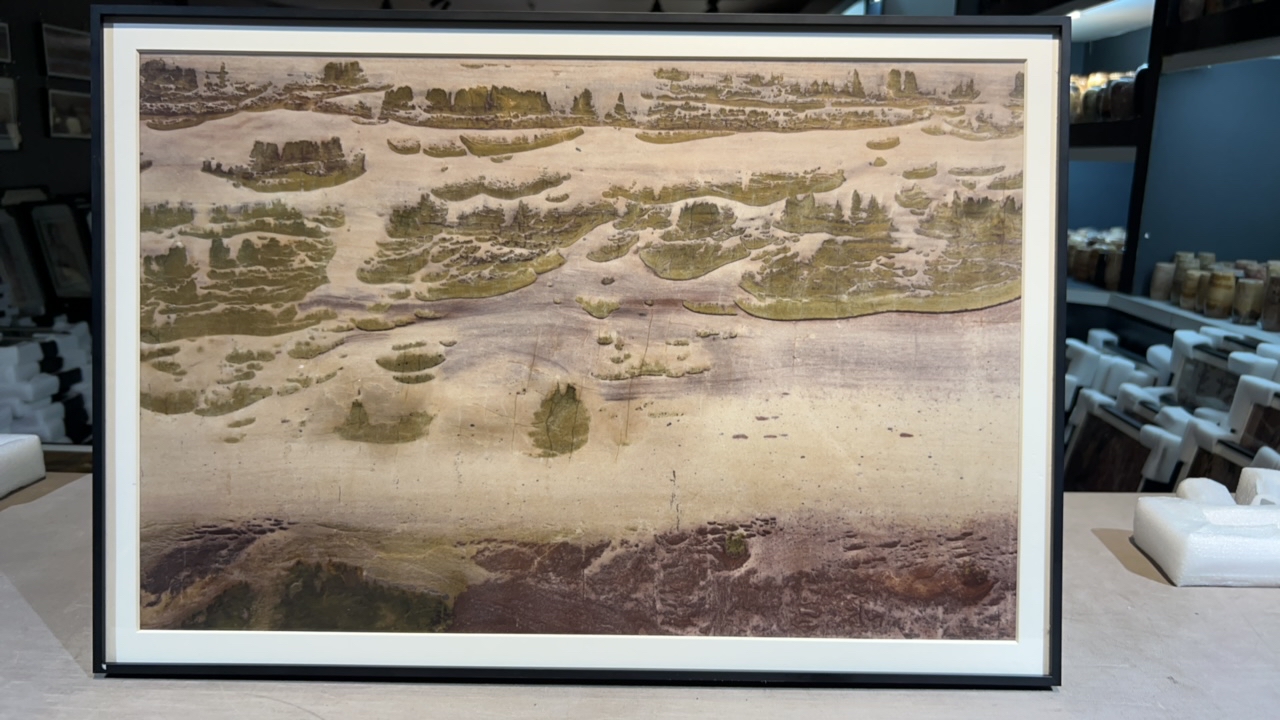 三峡清江画面石，千岛湖风光