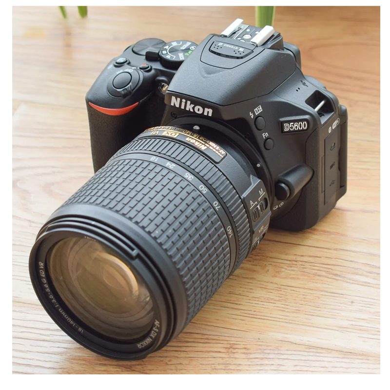 99新 Nikon/尼康 D5600入门级学生高清数码单反相机 尼康18-140