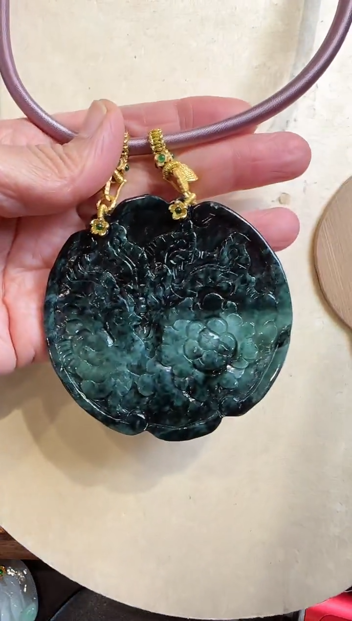 【闪购商品】翡翠颈饰未镶嵌1