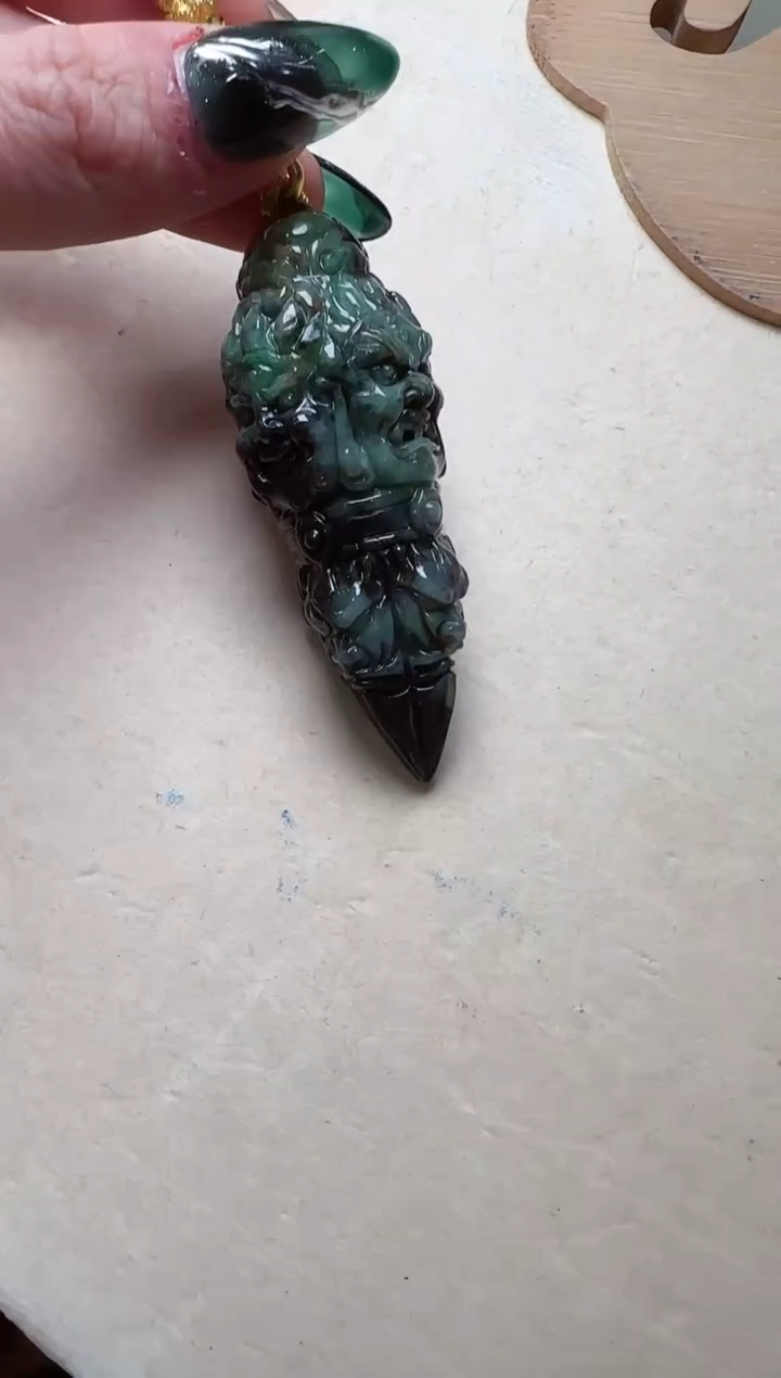 【闪购商品】翡翠颈饰未镶嵌1
