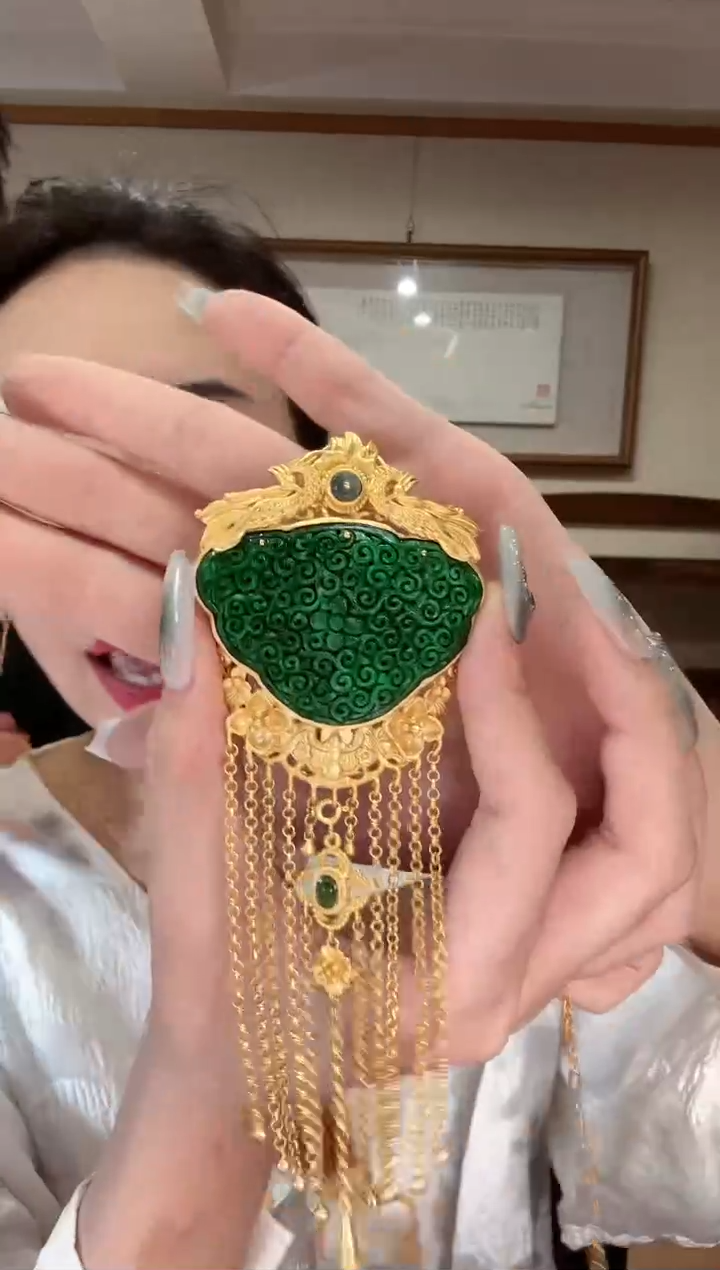 【闪购商品】翡翠颈饰银S925镀金镶嵌1