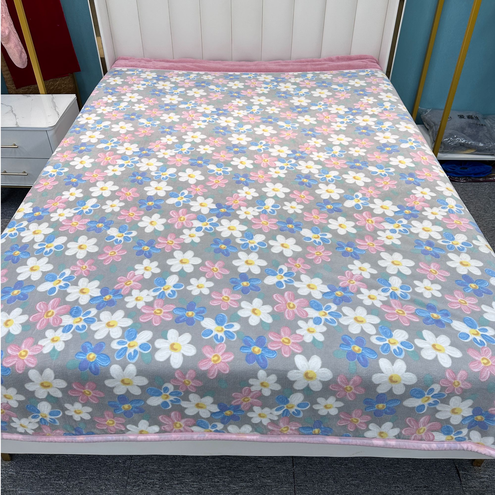 【单人彩花牛奶绒被】碎花粉色多功能双面加厚大床jan23*