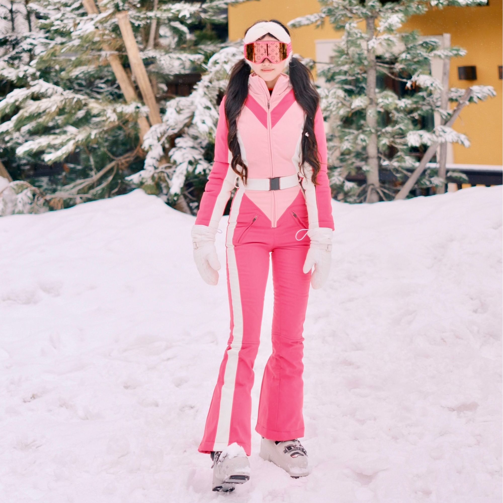 YX2 粉白芭比款女士连体滑雪服 日本东丽Dermizax面料 双板 白鹅