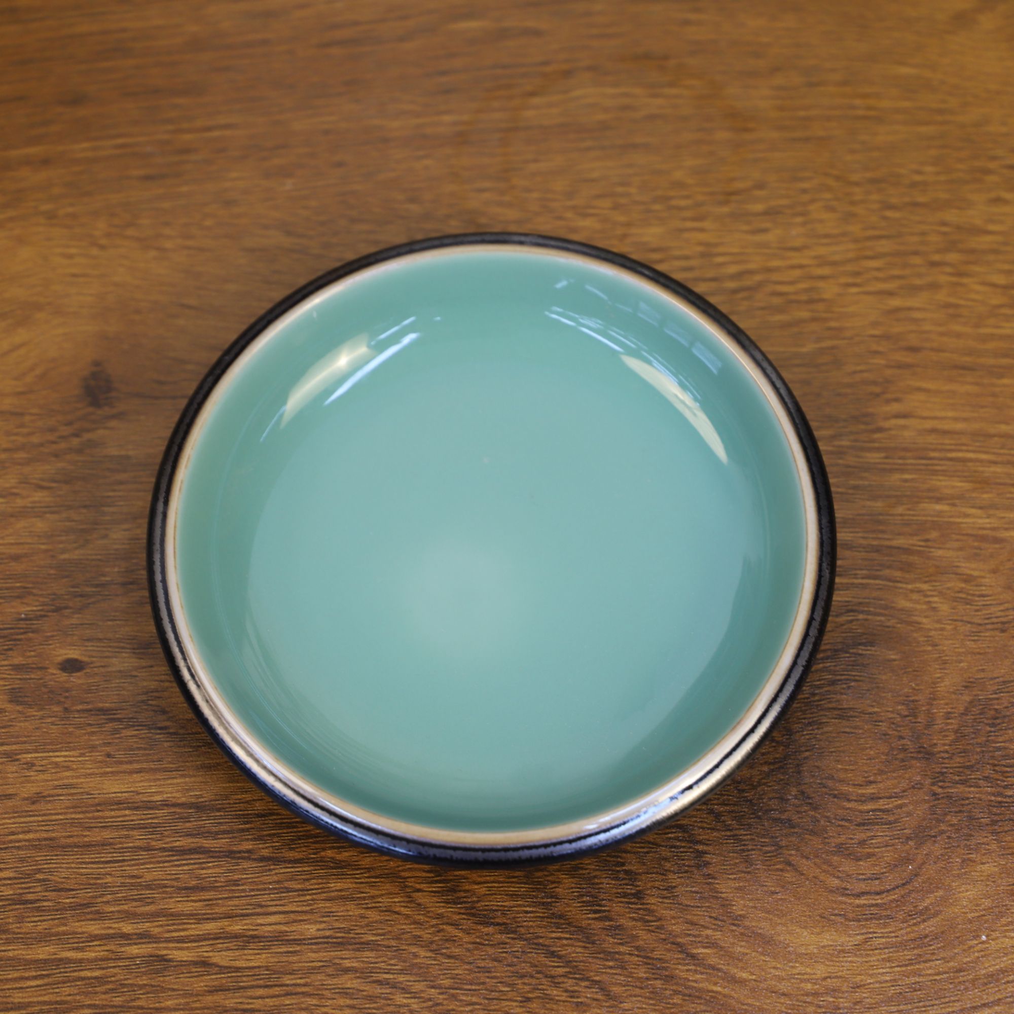 天目釉青瓷圆形壶承