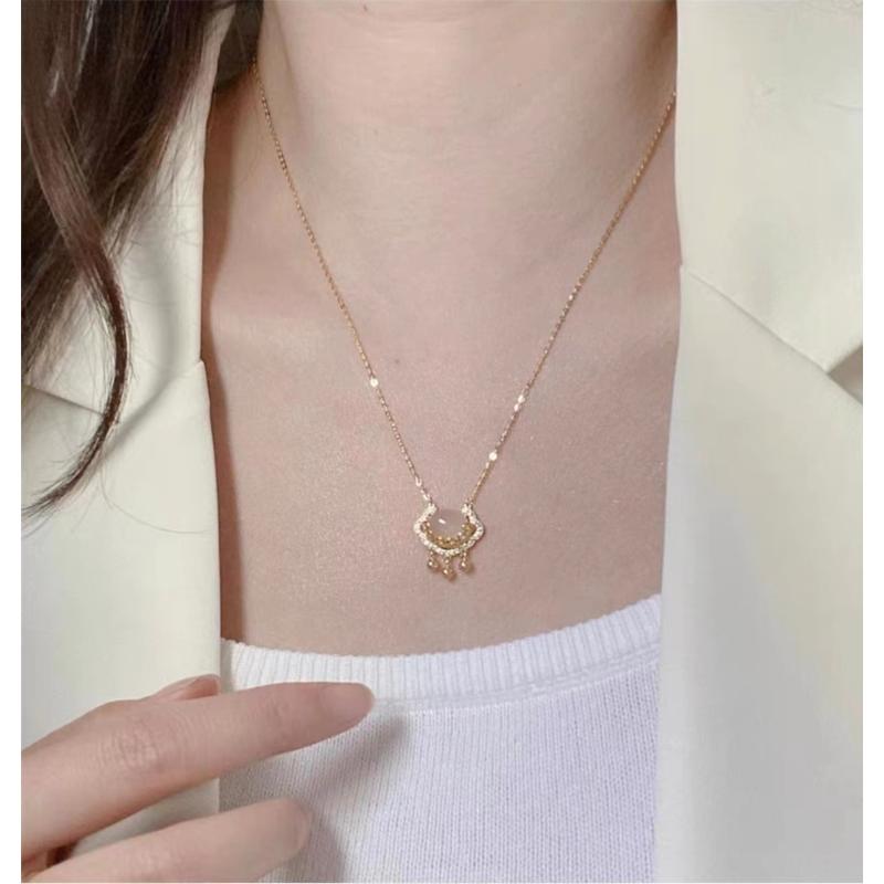 钛钢项链 XA022气质轻奢时尚百搭小众简约灵动坠链国风精致祥云锁