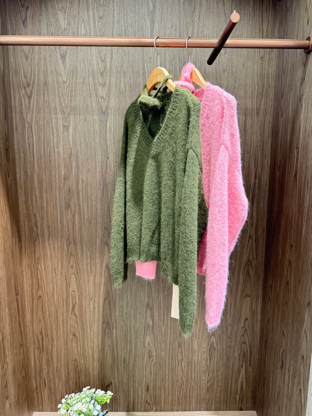 芭家2024秋款百搭设计师套头网红轻奢毛衣针织衫91S0736-599B