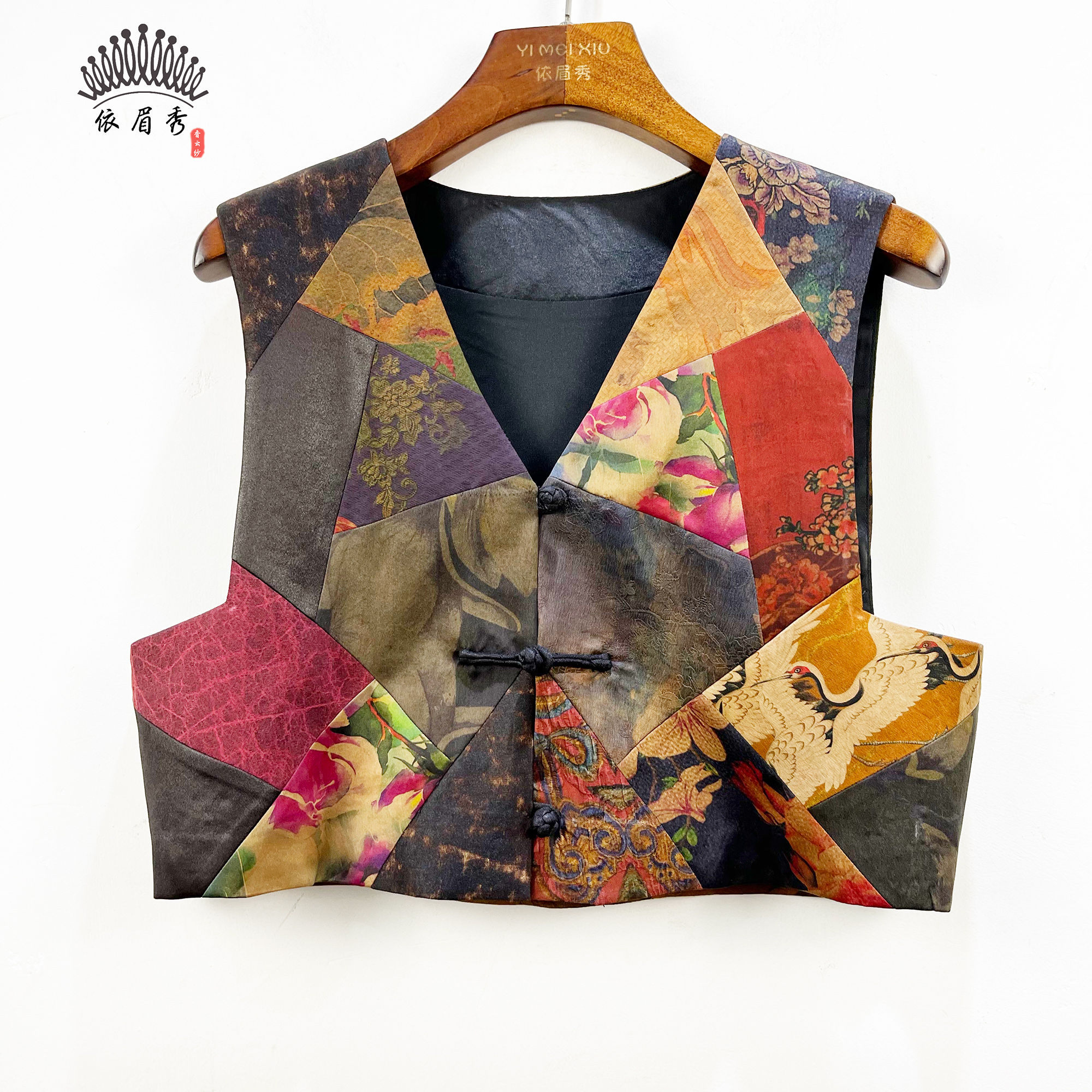 YIMEIXIU/依眉秀云纱拼色短款马甲 62992