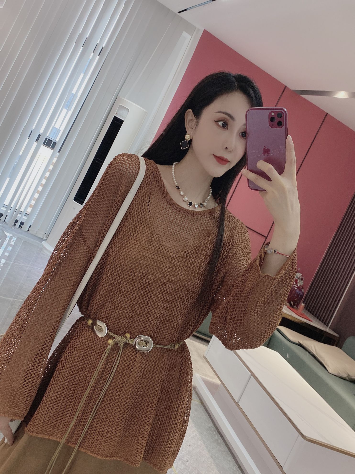 Q【罗马假日】腰带休闲镂空针织衫+吊带裙两件套（YD112）6626