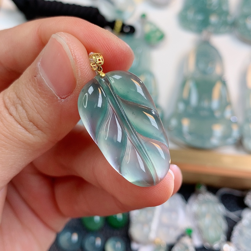 【闪购商品】翡翠颈饰18K金镶嵌