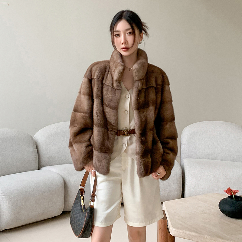 “北岛貂” 欧裳雅进口天鹅绒外套大衣冬季 ZD24Y024