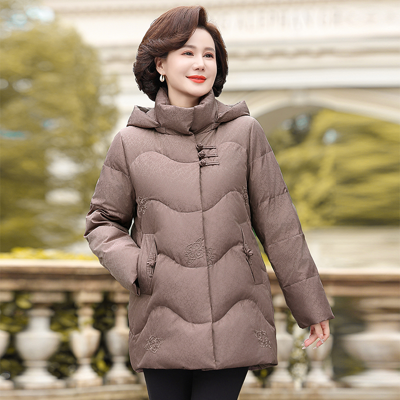 羽绒服女中长款妈妈加厚2025冬季新款中老年太太冬装奶奶洋气外套