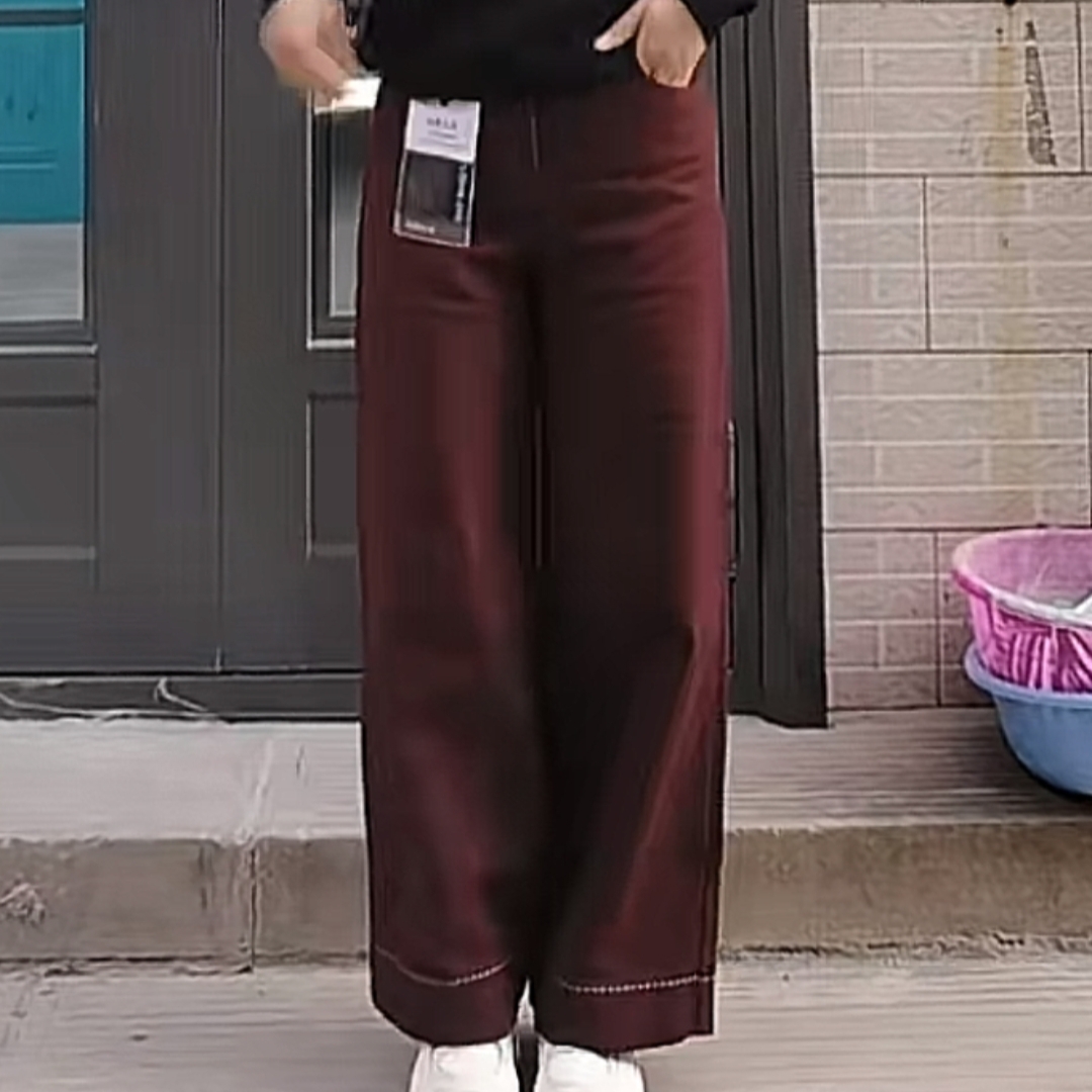 贵族家黄色带边裤子