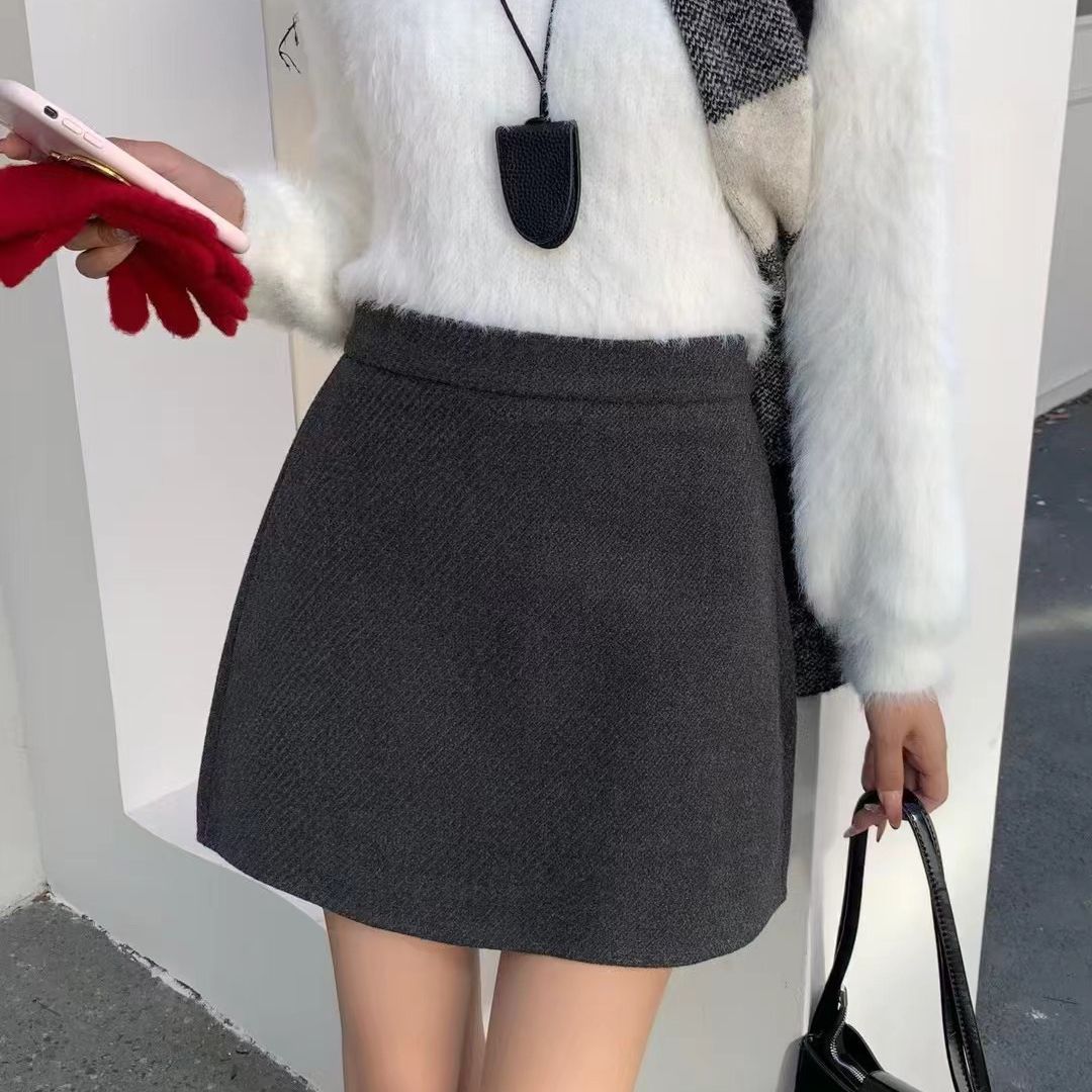 灰色毛呢半身裙秋冬款女a字短裙2025新款冬季半裙黑色高腰包臀裙