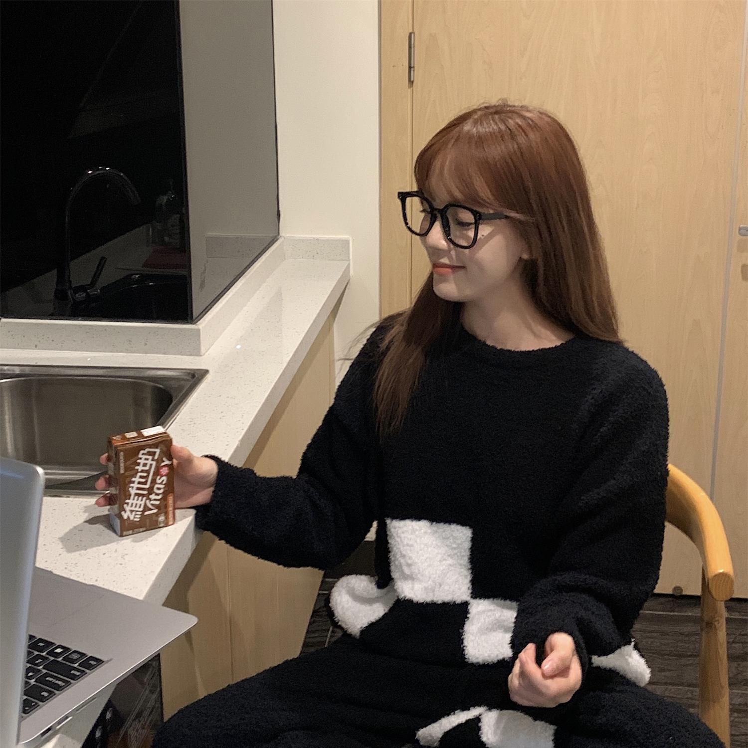 AHAK格拼色半边绒睡衣女冬季2023新款加厚毛绒针织家居服套装秋冬