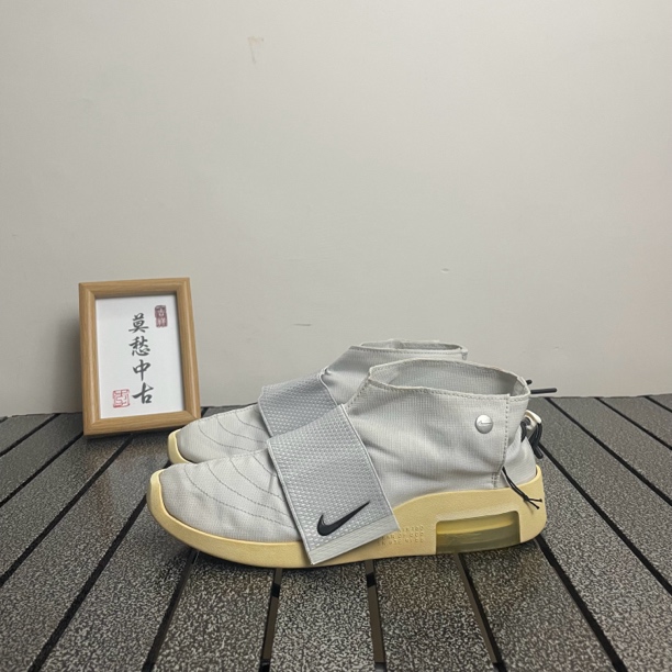 41码 Nike Fead of God 休闲鞋 公价2.4k 有开胶