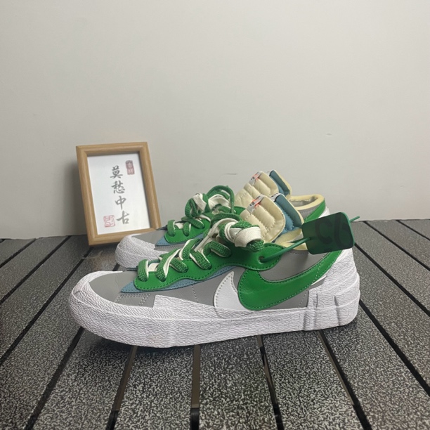 42.5码 Sacai x Nike Blazer 解构 白灰绿 成色不错