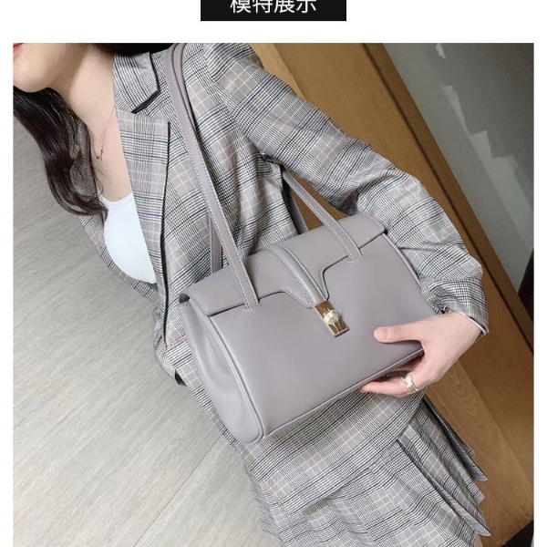 【ZOE】J-6154-灰色2023秋冬新款简约时尚百搭单肩腋下斜跨包包女