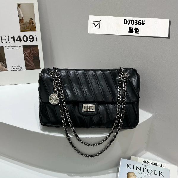 【佐伊甄选】ZT-D7036-黑色轻奢女士时尚通勤小众气质百搭斜挎包