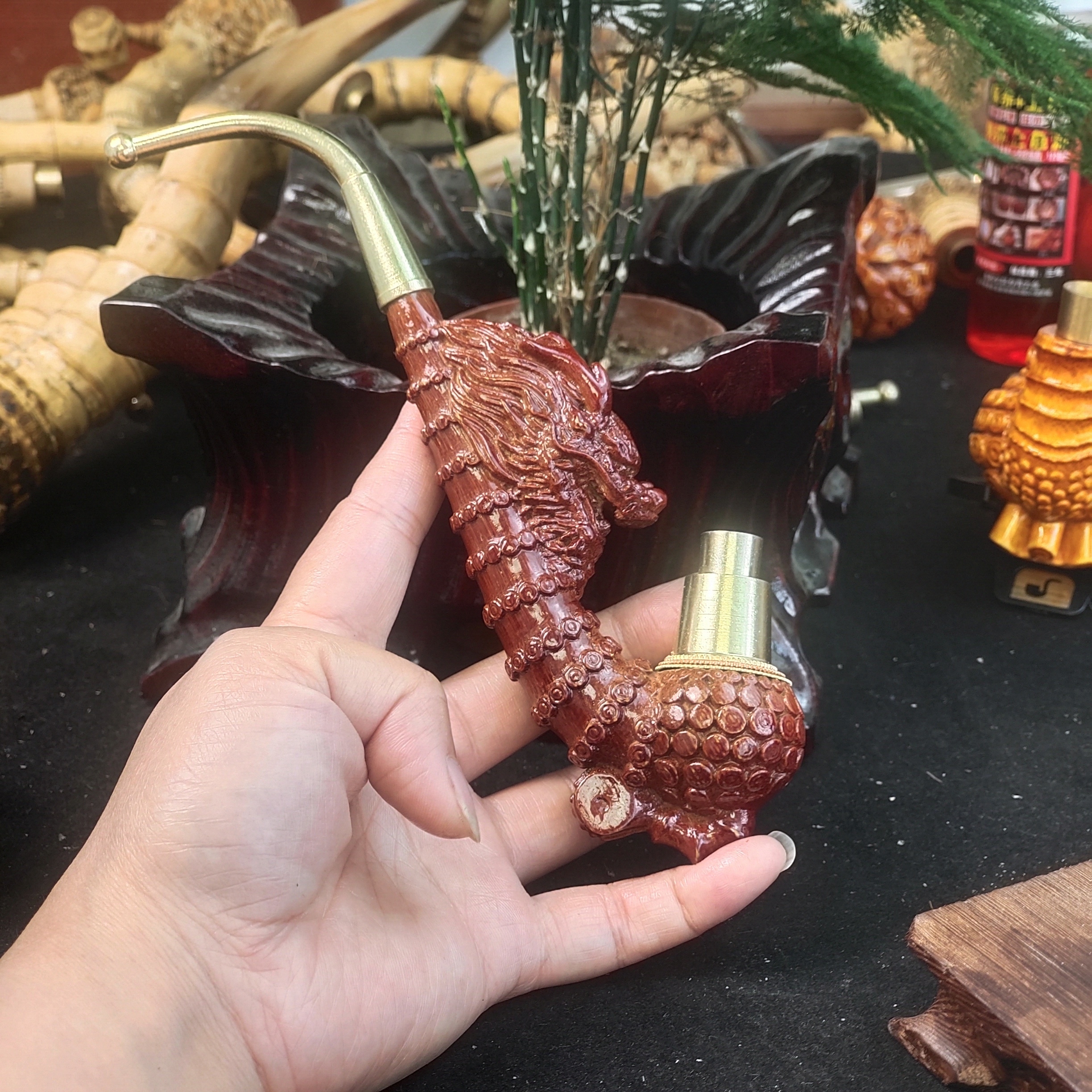 贵州民间烟斗竹子雕刻一体龙头烟斗