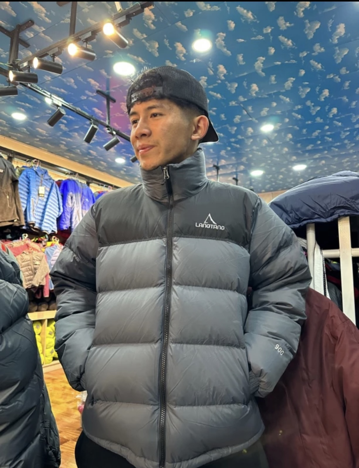 尼泊尔男女同款羽绒服