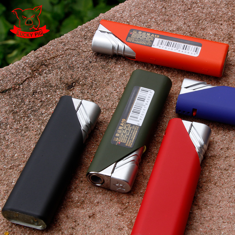 幸运猪2024新款金属直冲防风打火机一次性可充气广告定制家用火机