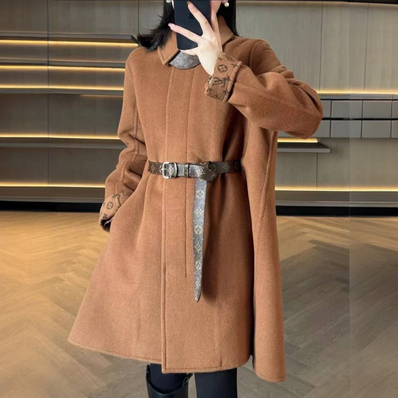 全新未使用 LouisVuitton/路易威登 汤/999474/大衣