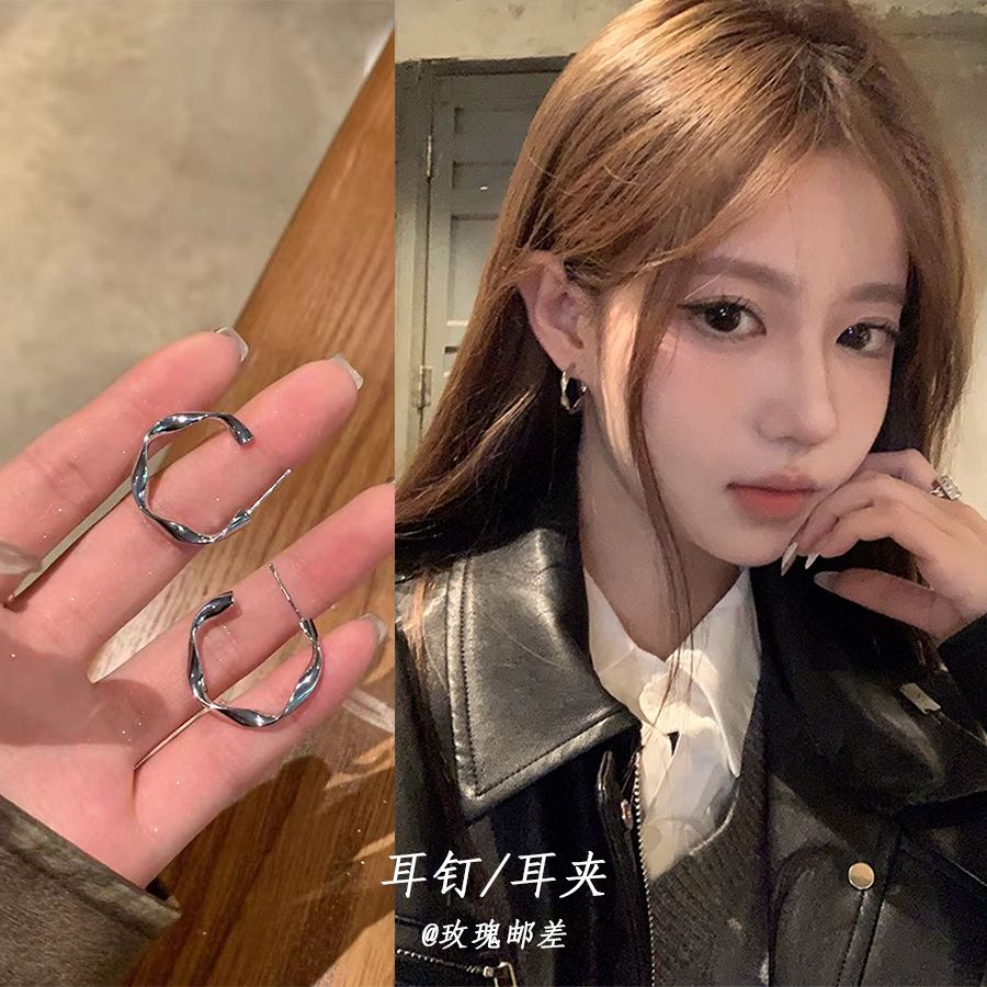 金属波浪大耳圈2024新款高级感素圈耳环气质耳饰耳钉无耳洞耳夹