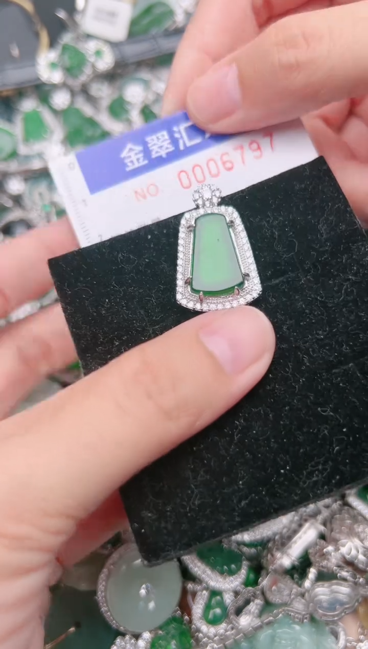 【闪购商品】翡翠颈饰未镶嵌6797.....