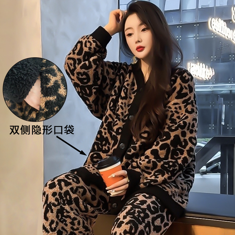 半边绒豹纹新款睡衣女秋冬家居服加绒加厚保暖套装可外穿