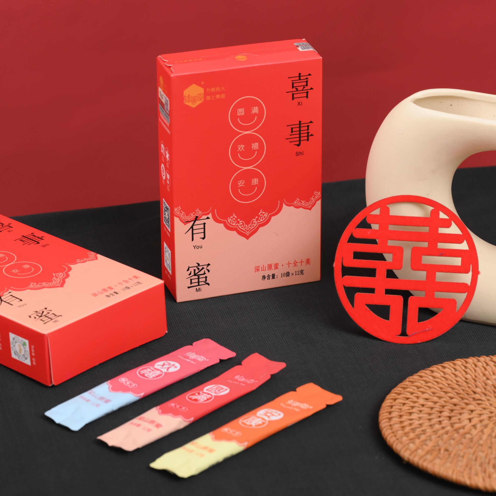 聚蜂园    袋装高活性充分成熟深山原蜜*喜事有蜜盒装