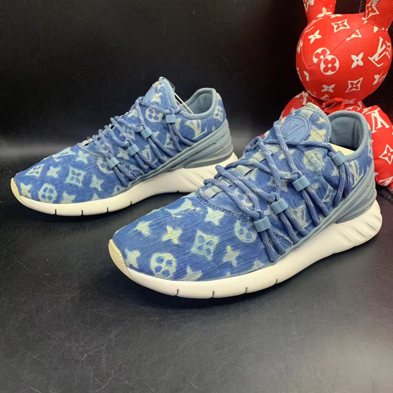 【聚星福利】LouisVuitton/路易威登男牛仔满印运动鞋39欧码ddm279
