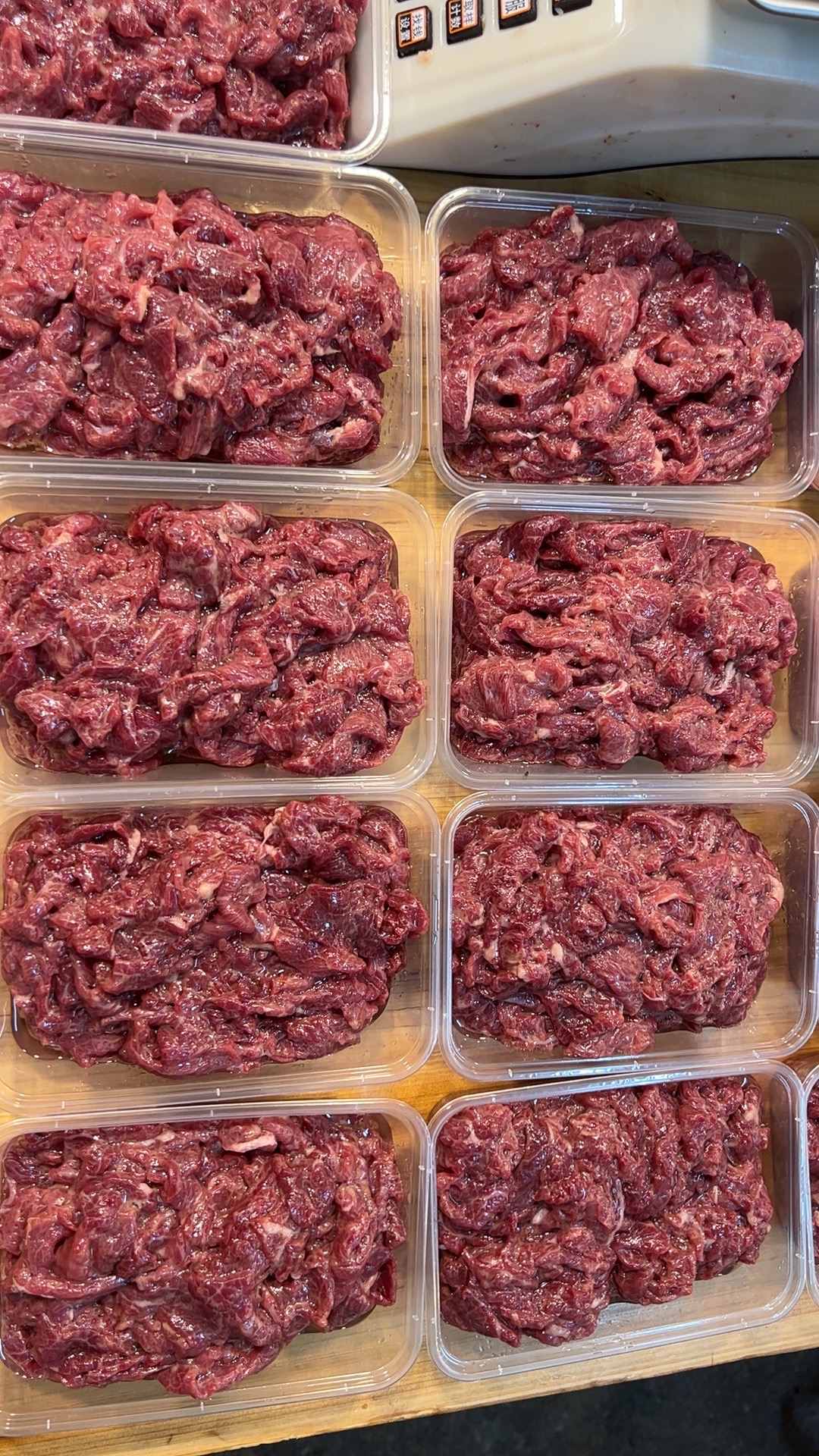 新鲜黄牛切片炒肉