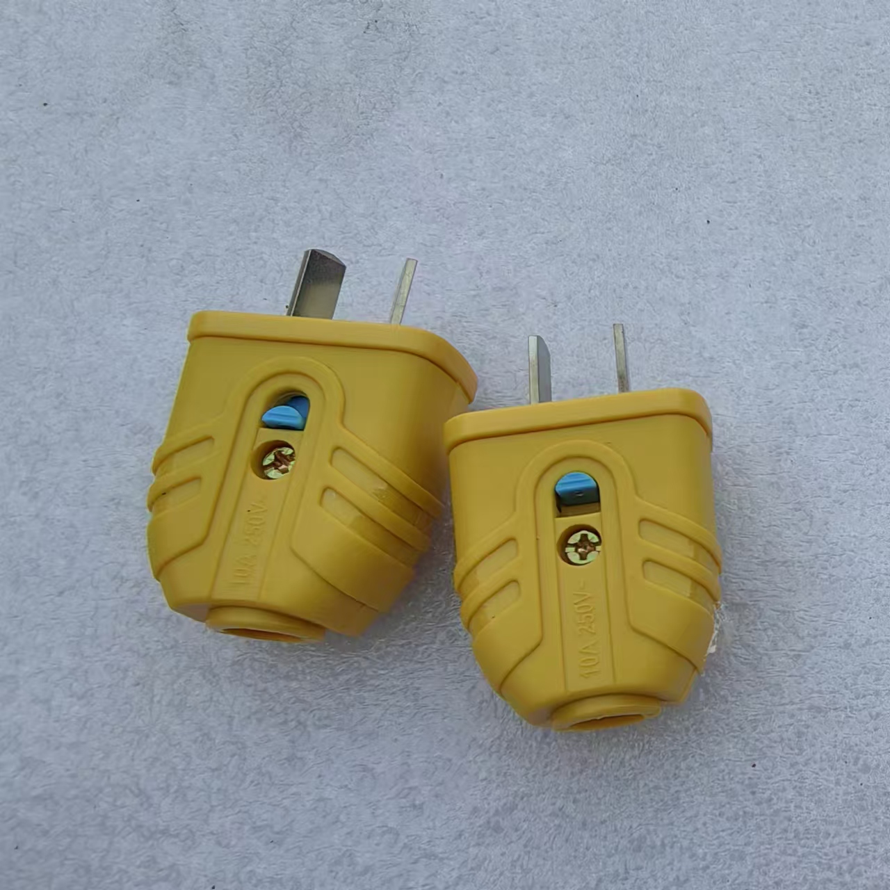 【风暴专享】工程插头可旋转加厚铜片