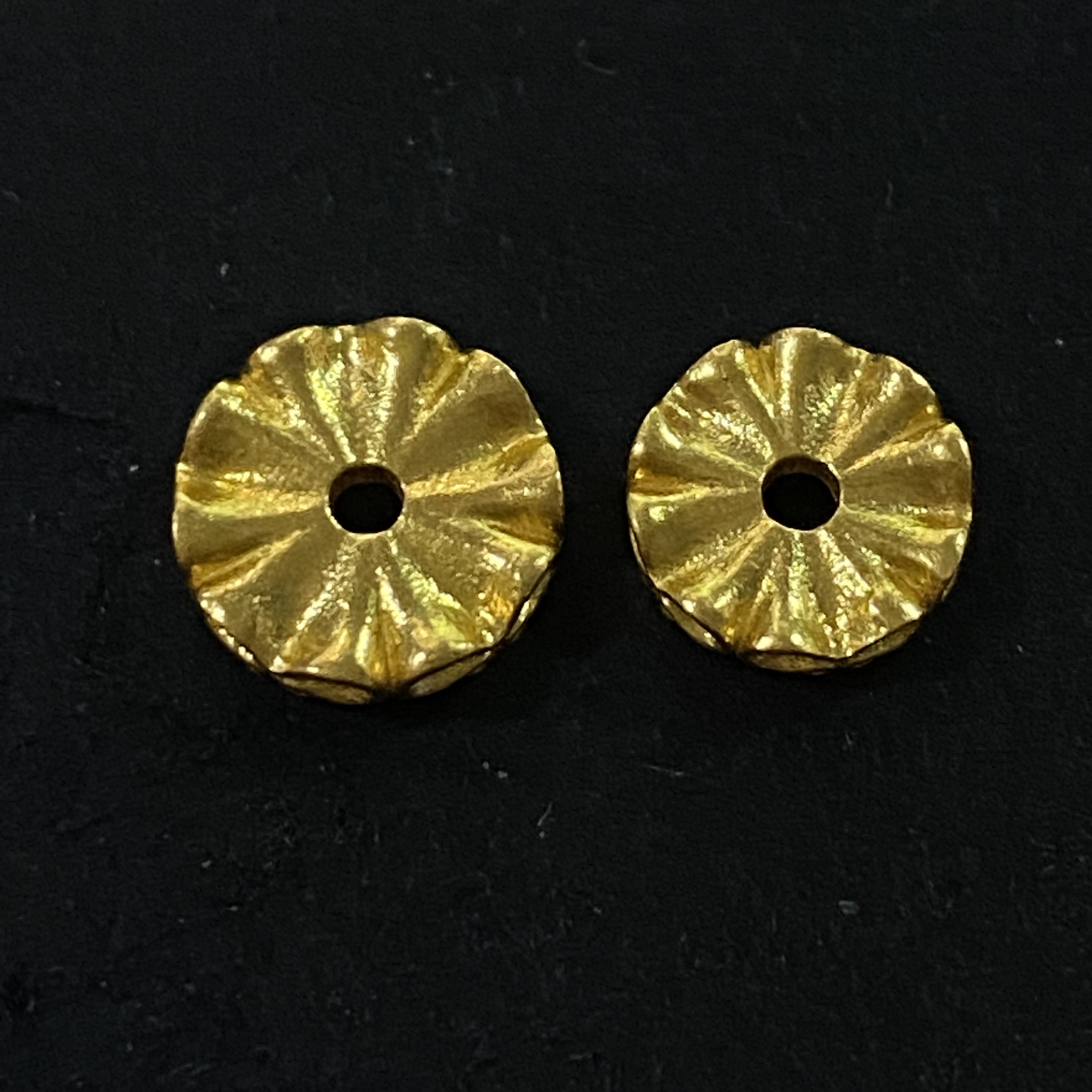 【黄金女一号】足金 --金一套-领结-2个-克重1.619克  尺寸7＋8mm