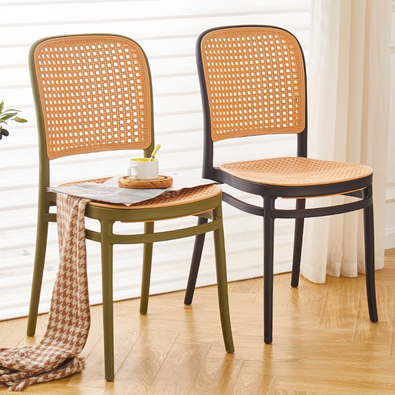 北欧餐椅塑料加厚可叠放椅子现代简约靠背椅镂空透气室外藤编椅子