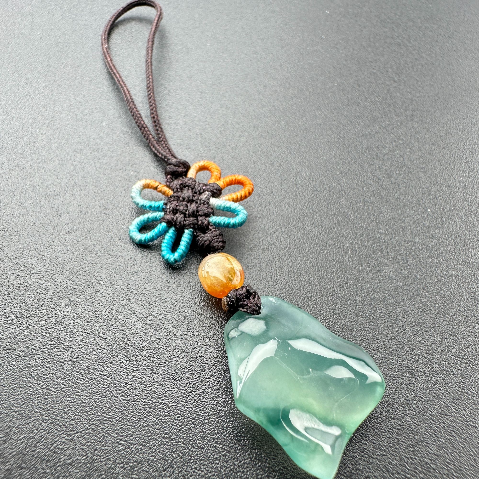 明清老料翡翠冰种飘兰花随型小挂饰(手机挂、钥匙挂、包包挂)