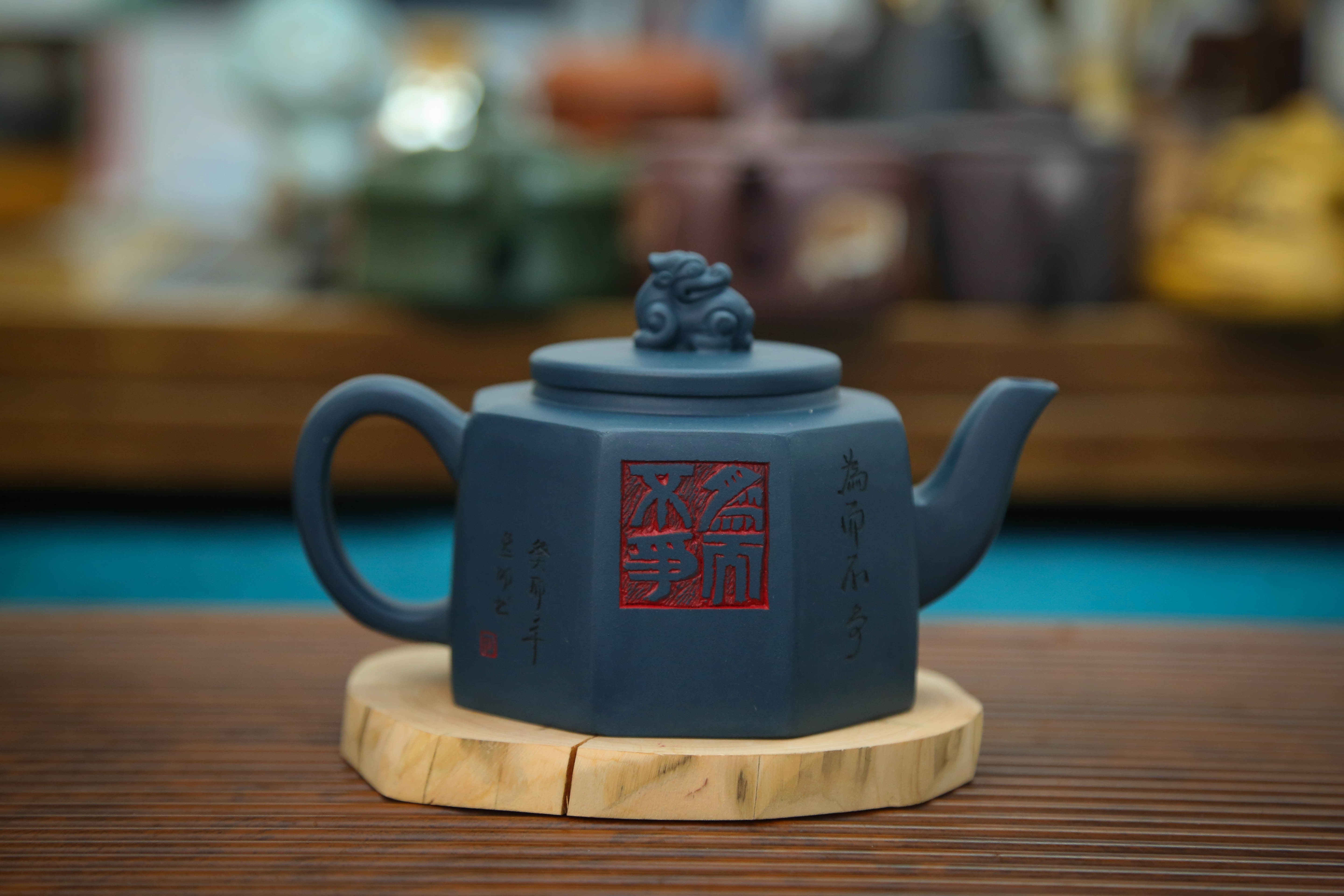 天青泥八方祥瑞壶李卢春