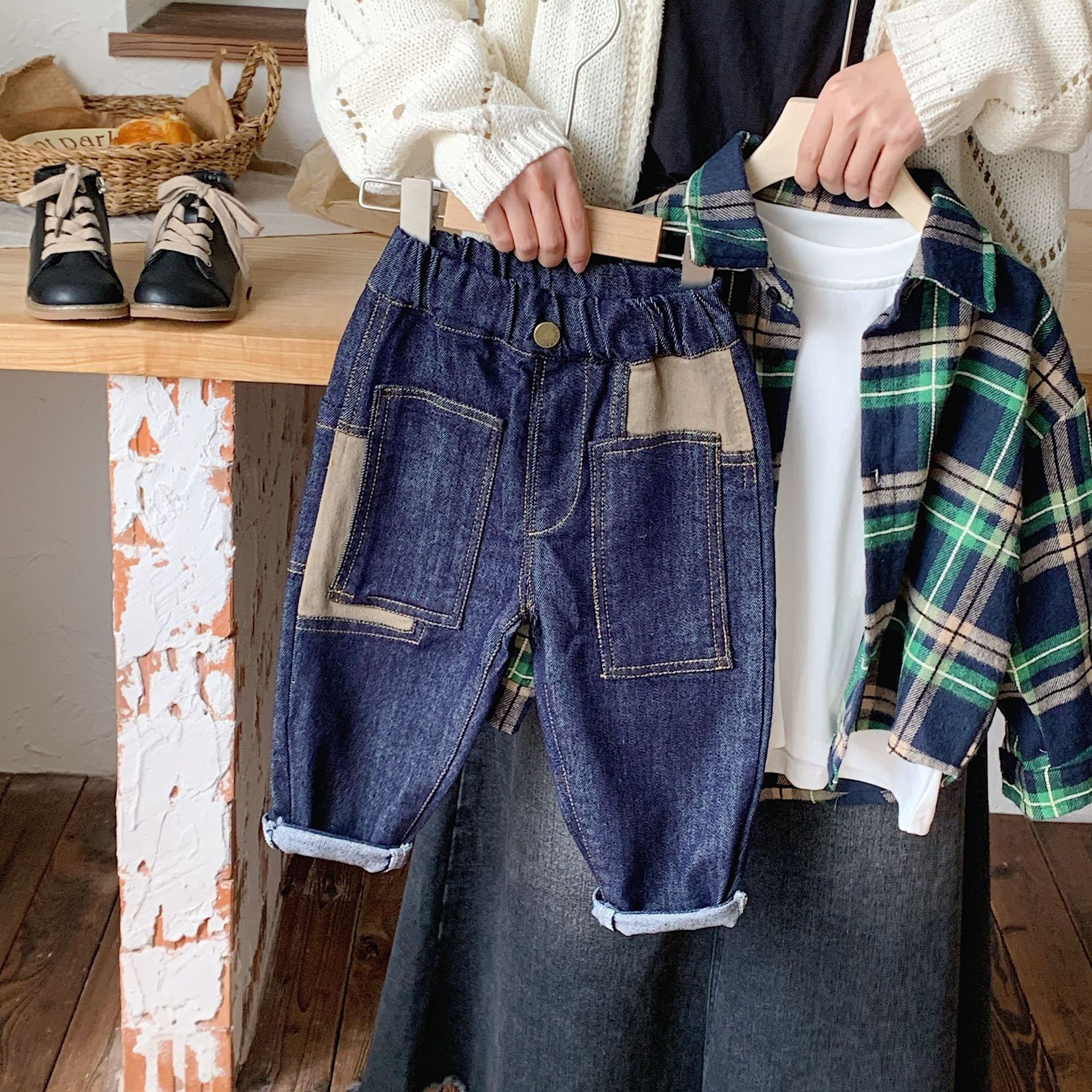 拉萨发货 儿童冬季加绒牛仔裤男童韩版洋气宽松直筒拼接百搭长裤