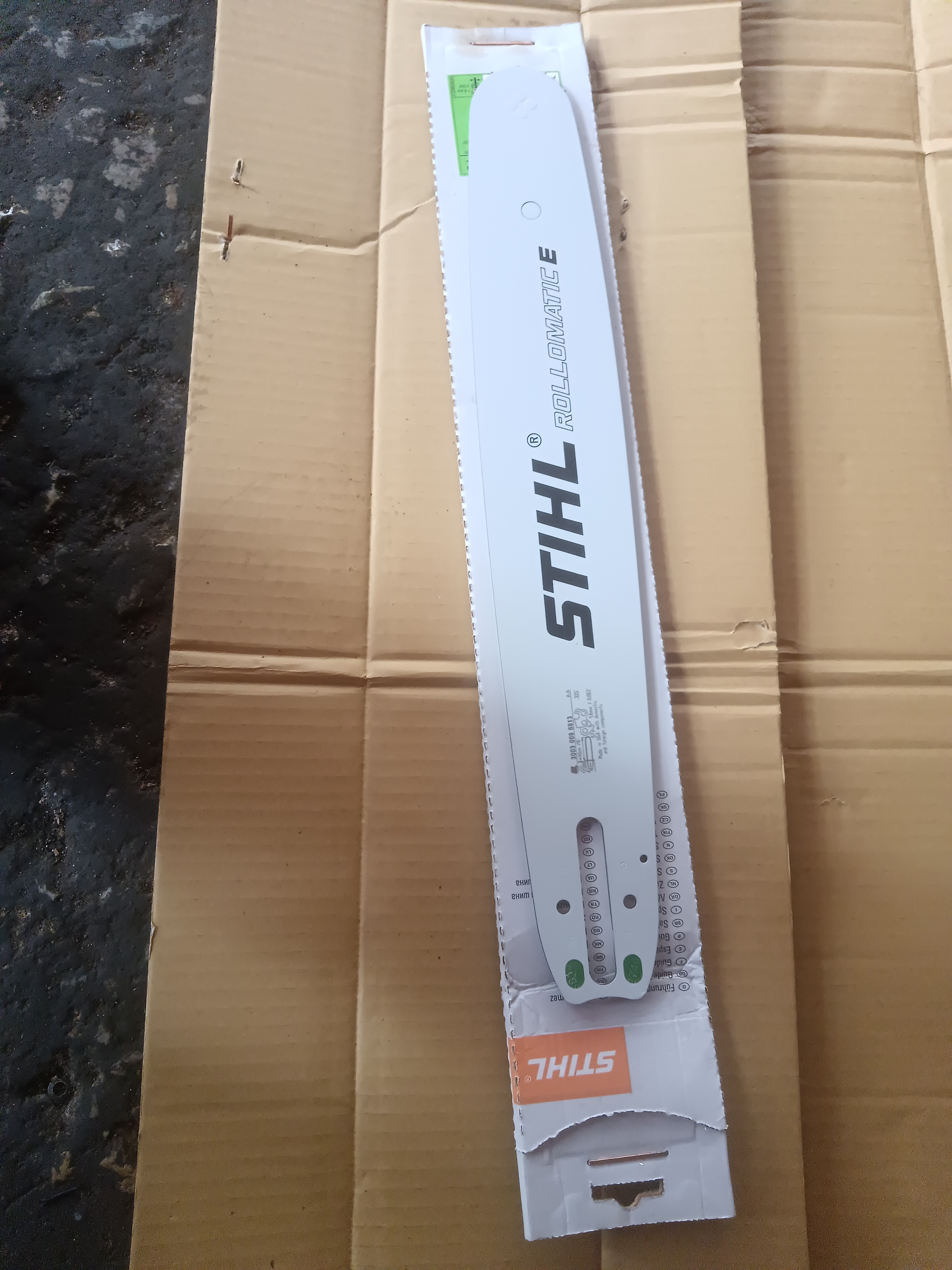 适用于271油锯，18寸原装进口导板。