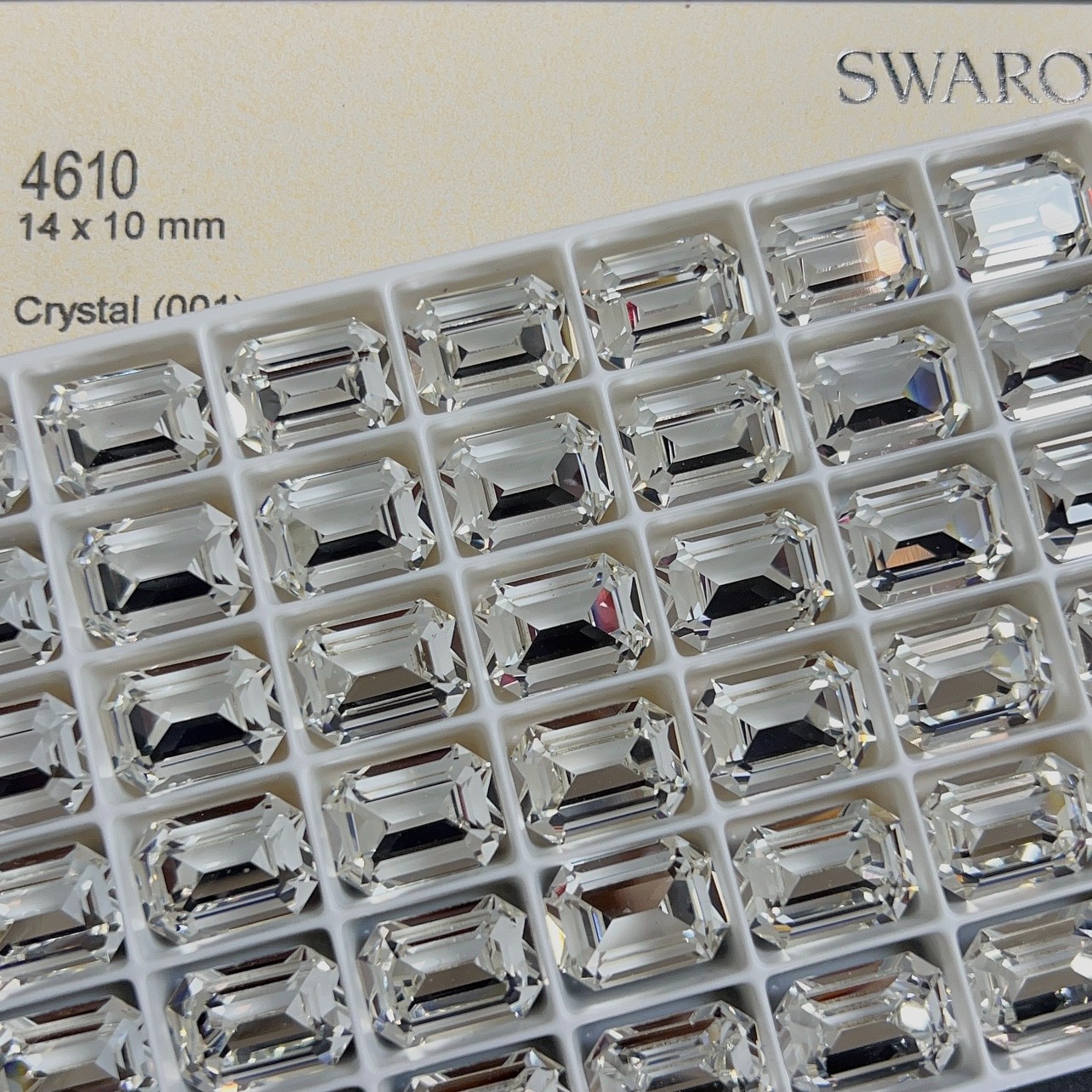 奥地利正品华子 4610/4600长方八角轻奢爆闪高工精致美甲钻