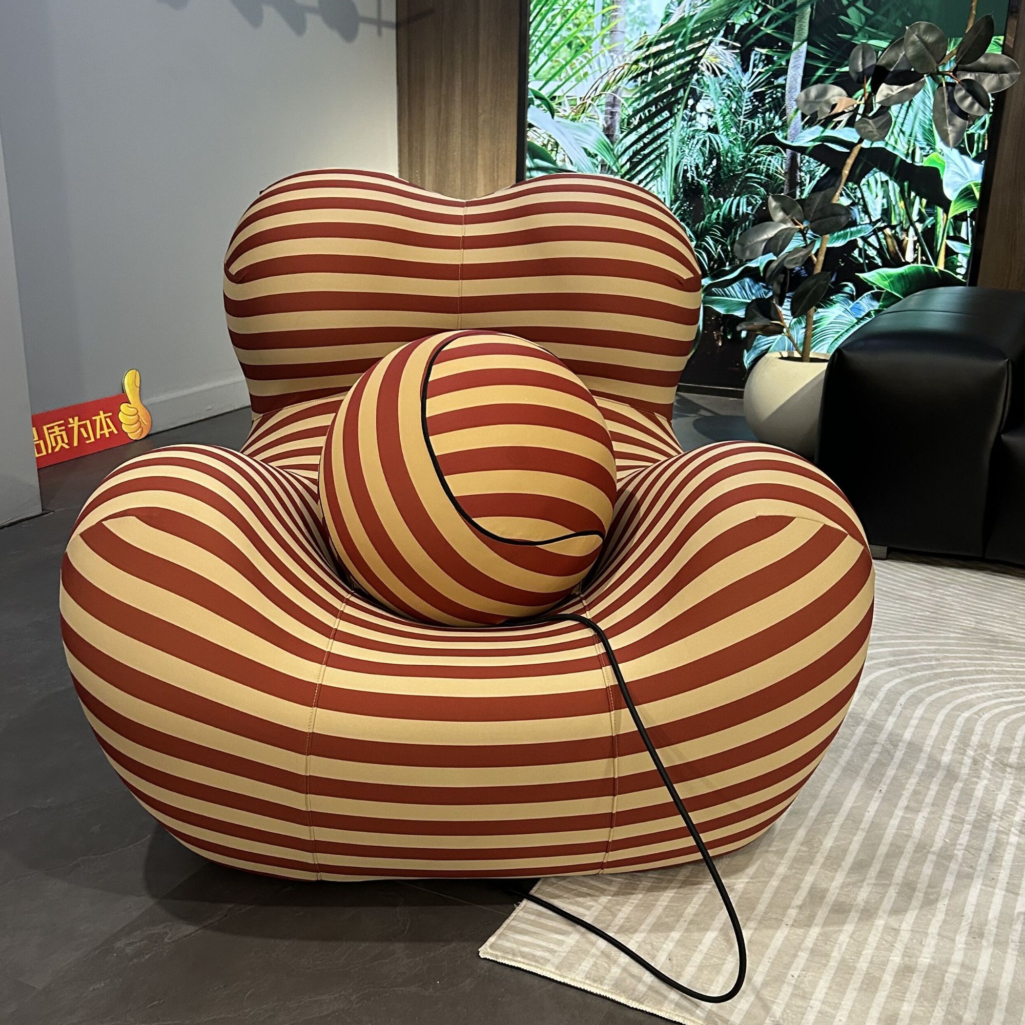 单人沙发妈妈的怀抱意式极简明显同款客厅单椅懒人沙发创意设计