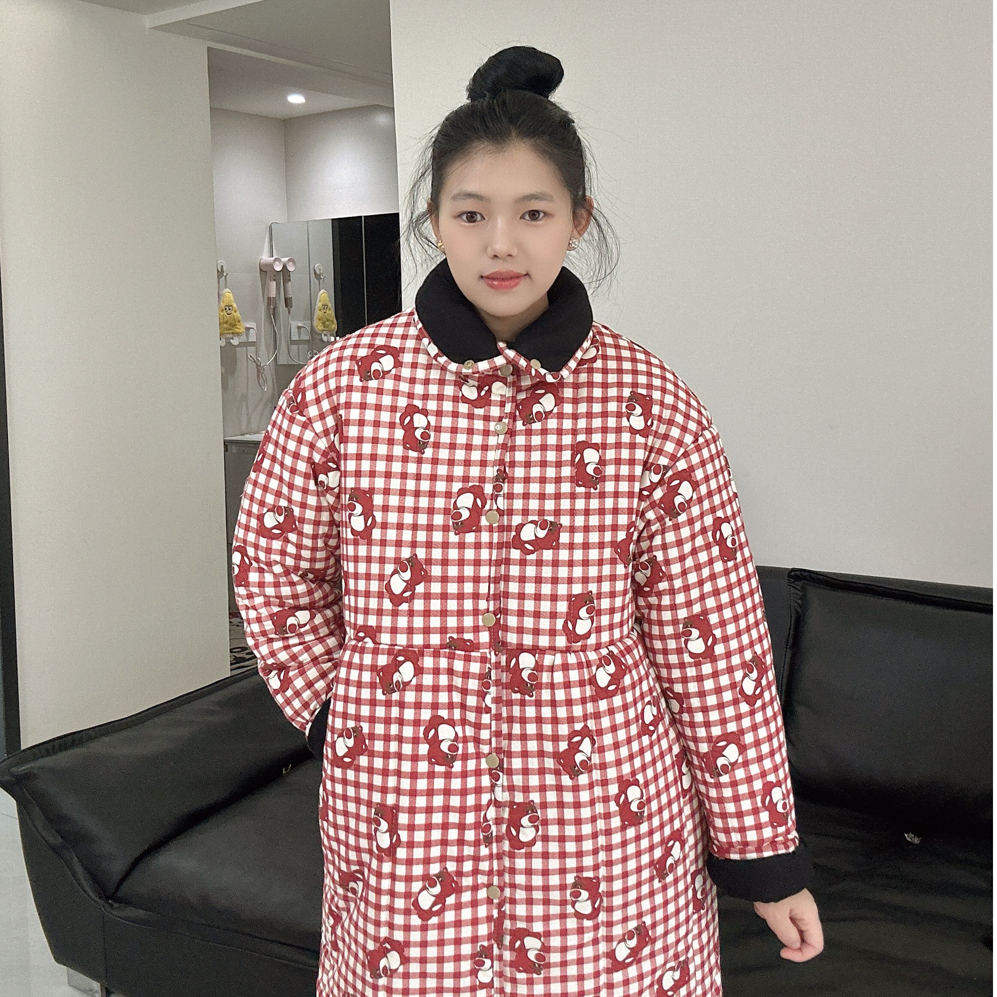 【双面穿红格子草莓熊】立领大长款新疆棉花时尚家居服韩版棉花衣
