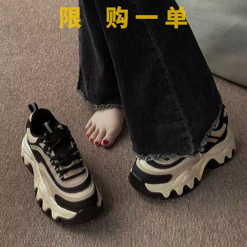 红蜻蜓牌网红秋季百搭韩版黑色胶粘超火增高老爹鞋女春季新款厚gh