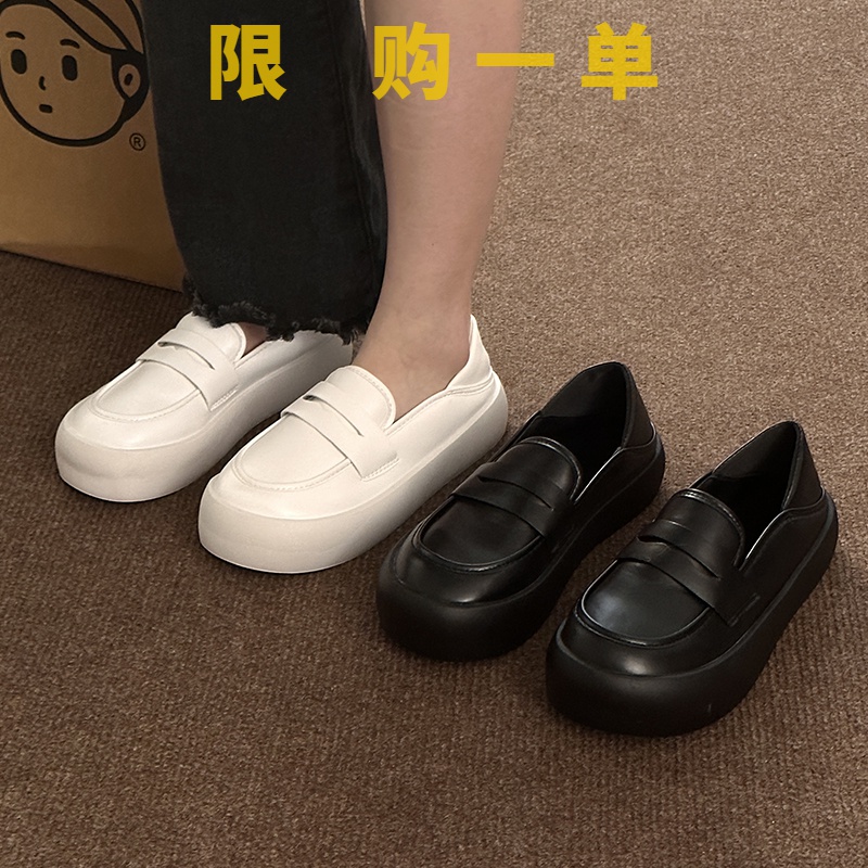 红蜻蜓牌护士鞋女舒适软底平底单鞋防滑透气久站不累脚医护工作gh