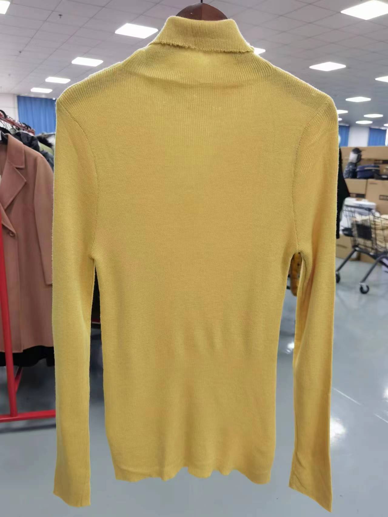 宝月专属 深圳南油高端女装2023款秋冬打底 2391