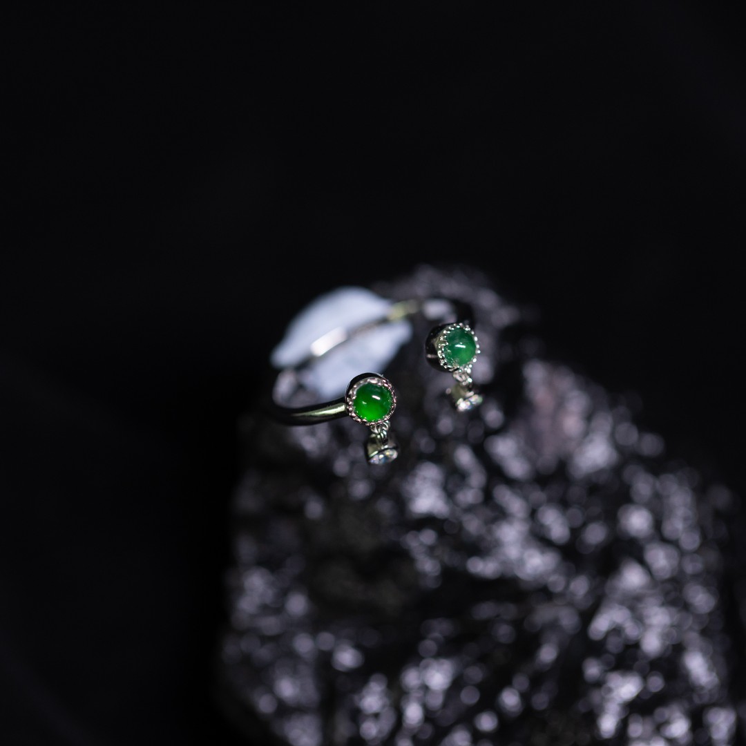 四会+天然缅甸翡翠A货925银镶嵌满色戒指