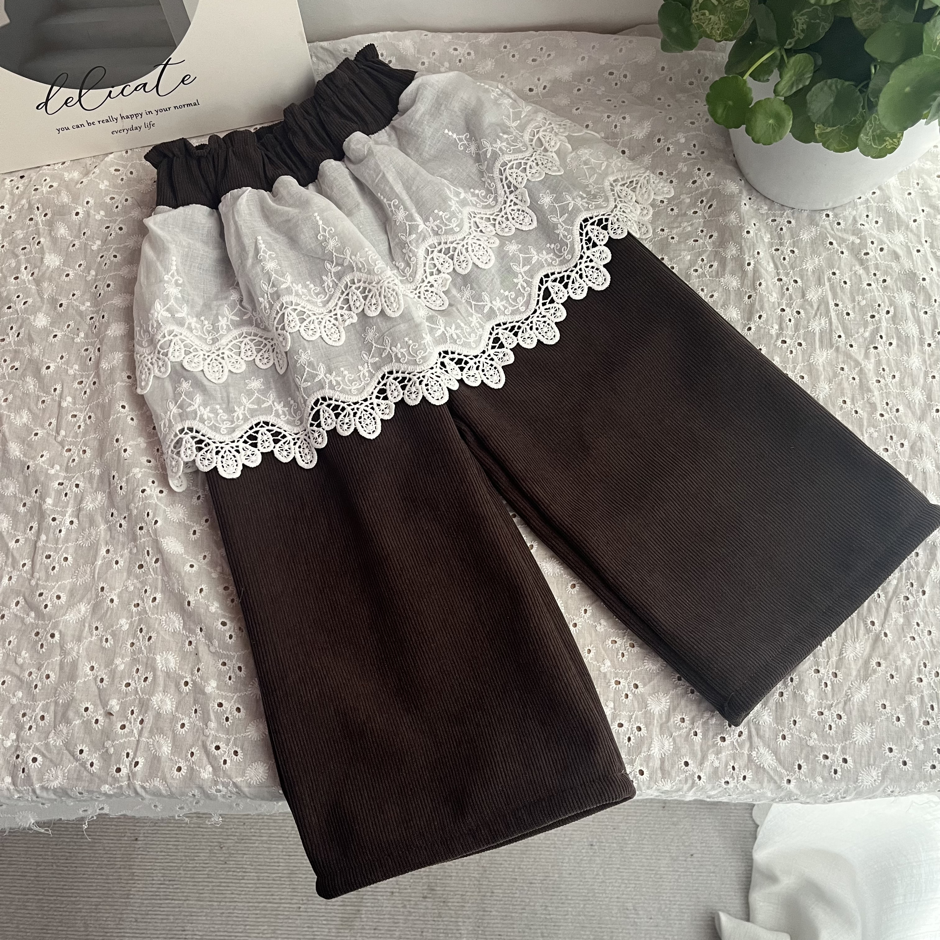 女童休闲裤韩系童装秋冬加绒加厚屁帘裤百搭蕾丝花边假两件阔腿裤