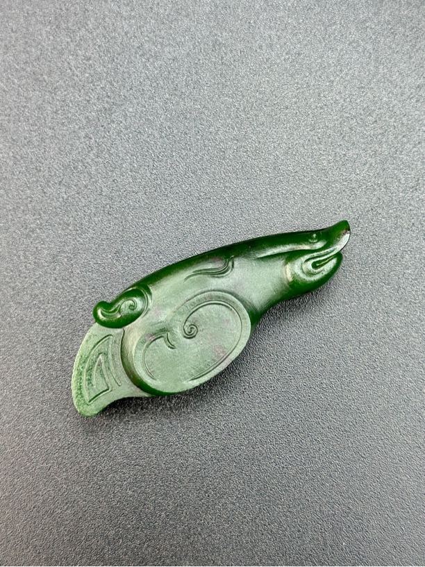 【俄料】和田玉碧玉聚红皮老料马首